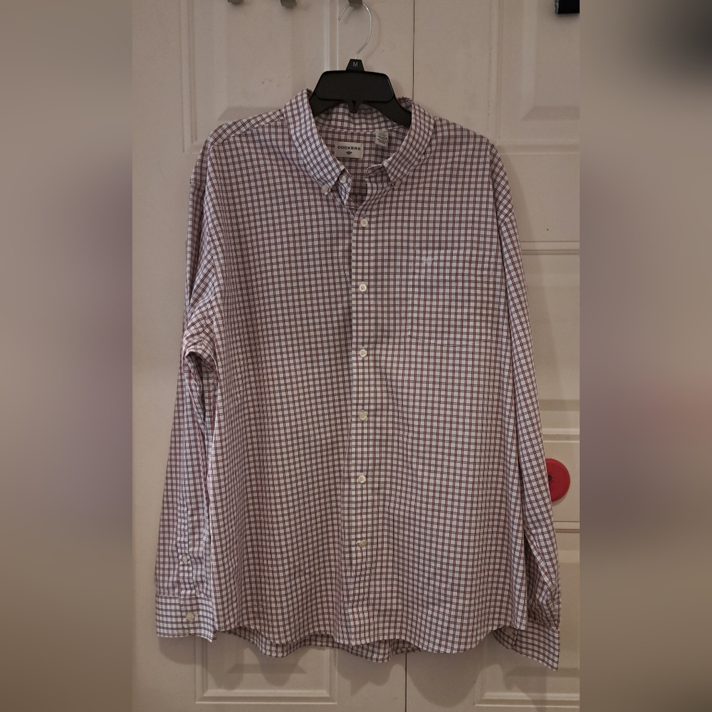 mens DOCKERS shirt XXL, long sleeved button up casual